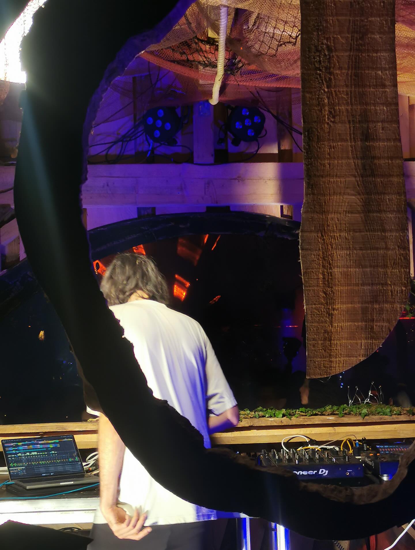 Post with @crepite.music, @dasanwesend, @reve.general.collectif - Image 2